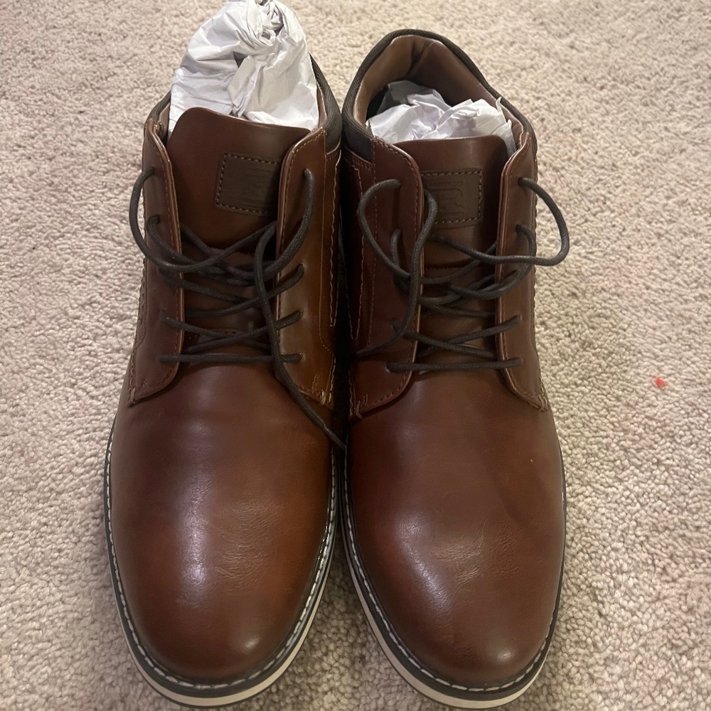 Brand new Low Chukka size 13